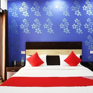 oyo-42619-diamond-key-residency.hotelsdelhi.org/